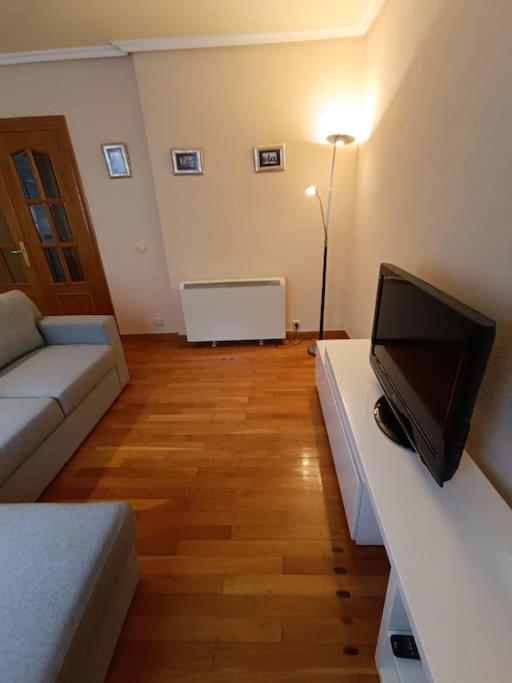 Piso Centro Evolucion Apartment Burgos Ngoại thất bức ảnh